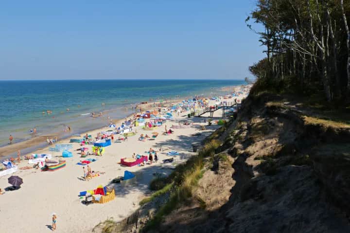 Najlepsze atrakcje w Dębinie, które musisz zobaczyć na wakacjach